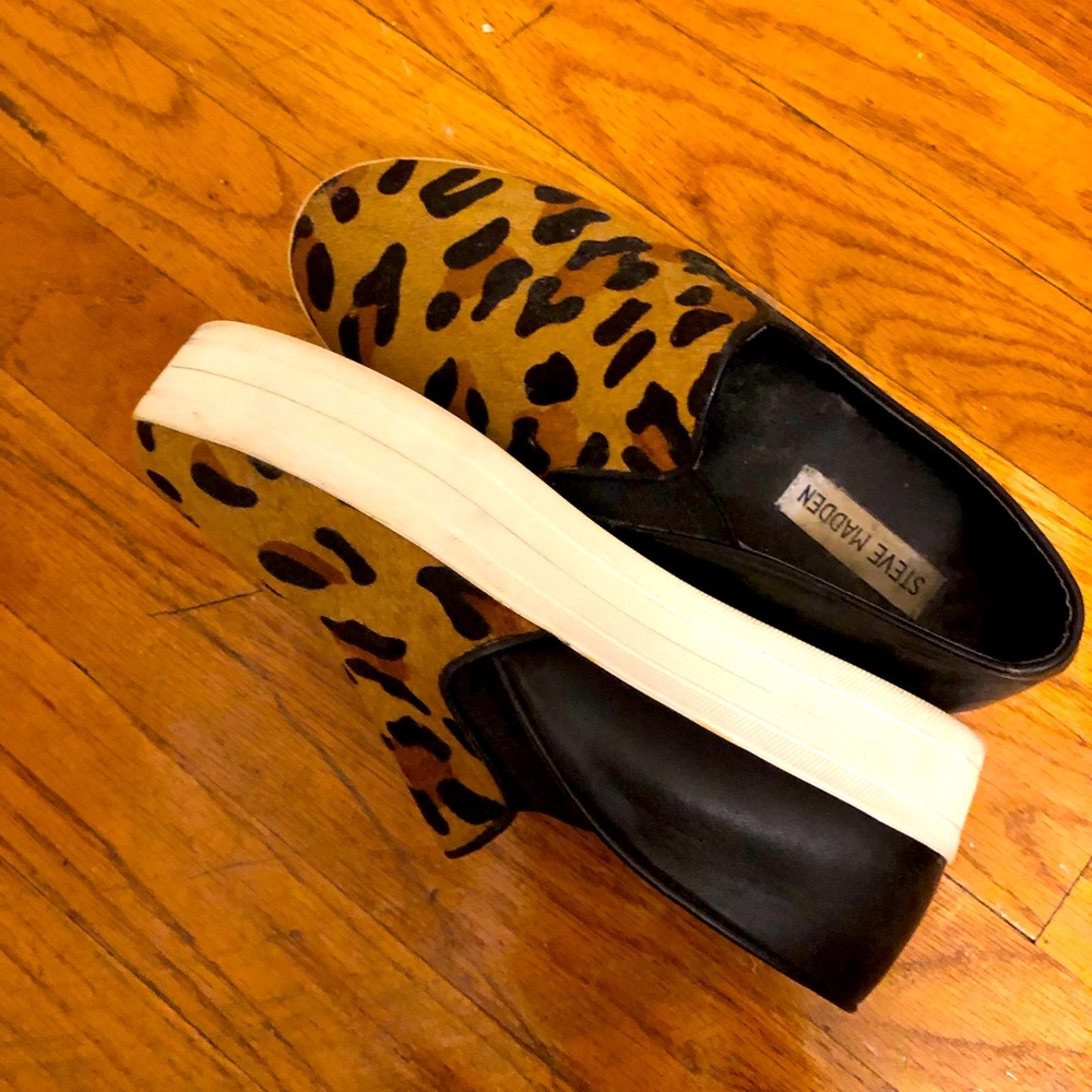 Leopard platform slides by Steve Madden. Very light wear!